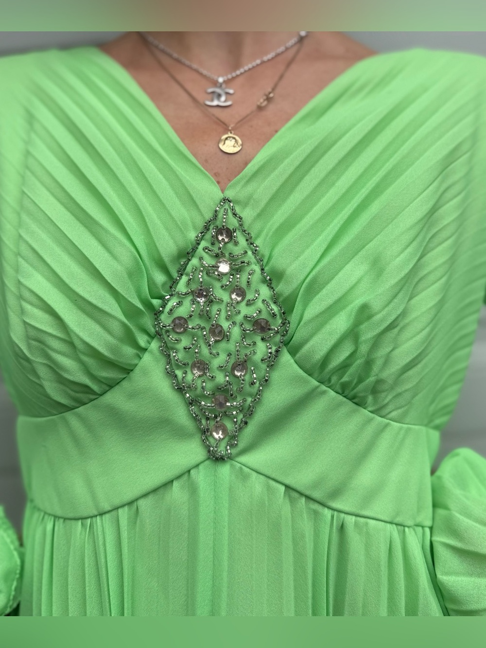 Vintage Crystal Pleated V‑Neck Maxi Dress Bright Green Bell Sleeves Rhinestones - Picture 5 of 10
